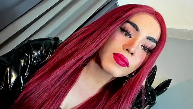 DominaAurumXXX webcam