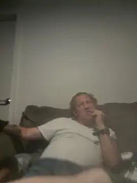 yourMasterisBored webcam