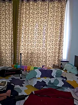 blossam_07 - Blossam_07's free webcam - UK Sex Cams