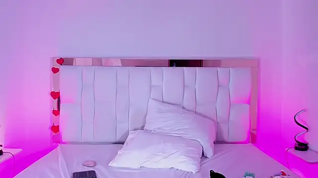 AliciaWhite_nt webcam