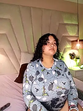 kity_hill - KITY_HILL's free webcam - UK Sex Cams