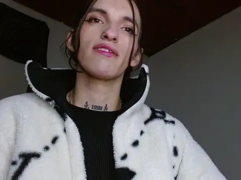 Scarlett_crastrawberry webcam