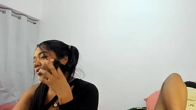 fatimahorny23 webcam