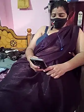 tamil_lathikaaa webcam