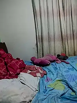 AngelicaStorms webcam