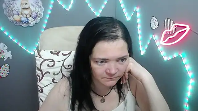 laurafinn - LauraFinn's free webcam - UK Sex Cams