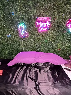 renathickass - RenaThickAss's free webcam - UK Sex Cams