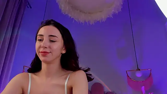 ElsaYoung - Live Cam