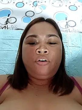 Sweetlorie_83 webcam