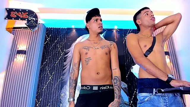 the_knights_of_the_night_ - The_knights_of_the_night_'s free webcam - UK Sex Cams