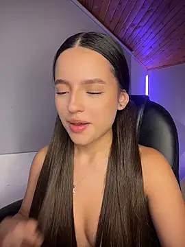 Sofia18_pinkk webcam