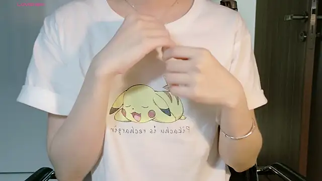 blu3moon- - Blu3Moon-'s free webcam - UK Sex Cams