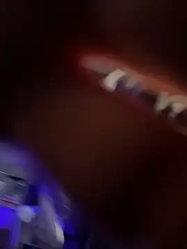 sexym-m43 - SexyM-M43's free webcam - UK Sex Cams