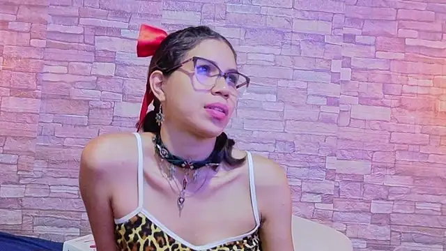 nextdoor_fantasy1 webcam