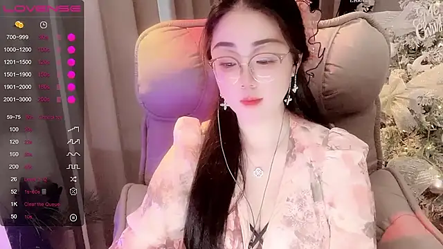 Monica-666888- webcam