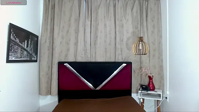 luisa__torres webcam