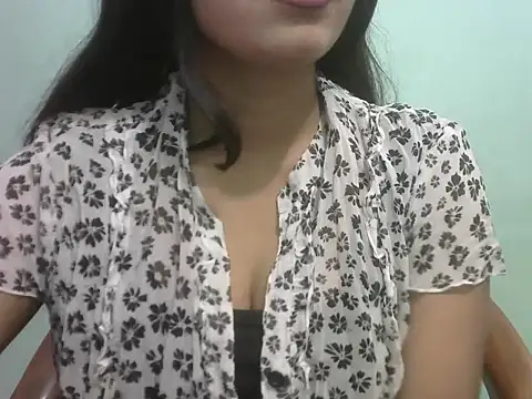 Lovely-Pandey webcam