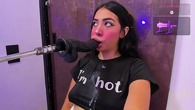 cherry_skinny_ webcam