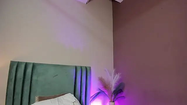 Zamira_Taylor webcam