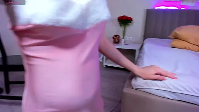 Camilla_Kelly webcam