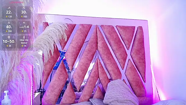 Violet_Collins1 webcam