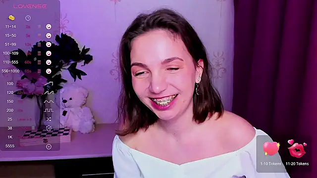 KindHazelHere_ webcam