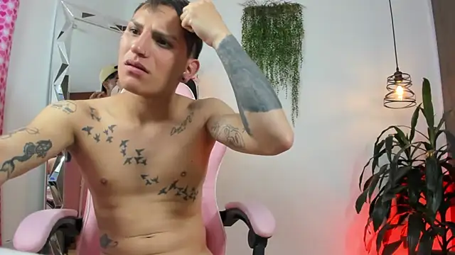 queenramoona-hot webcam