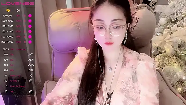 Monica-666888- webcam