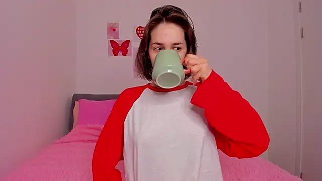 judyangil - JudyAngil's free webcam - UK Sex Cams