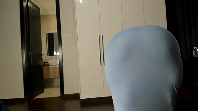 naughty_bigass webcam