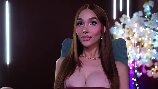 xxforyoureyesonlyxx webcam