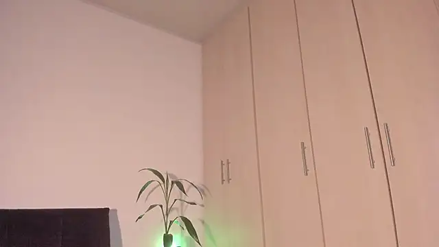 erickpritz_xh - Erickpritz_xh's free webcam - UK Sex Cams