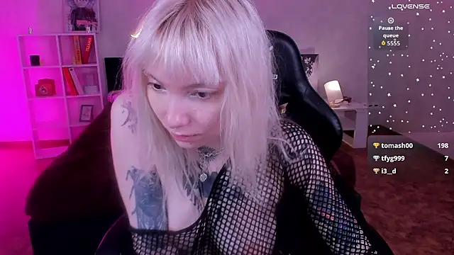 tattoo_art_baby webcam