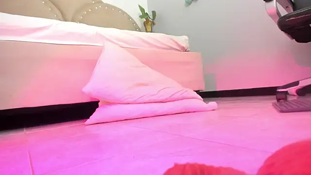 Miia_Thompsonn webcam