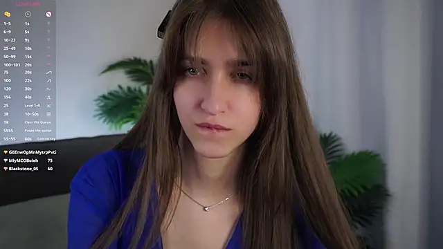 ClarineCasebolt webcam