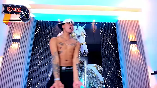 the_knights_of_the_night_ webcam