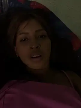 Milanyvero_ Live Webcam on Stripchat