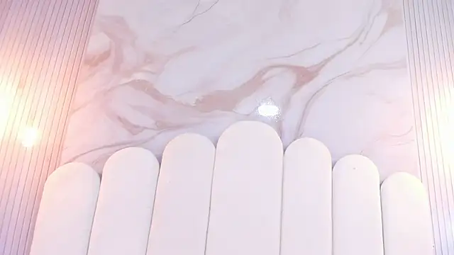 alanah_r - Alanah_R's free webcam - UK Sex Cams