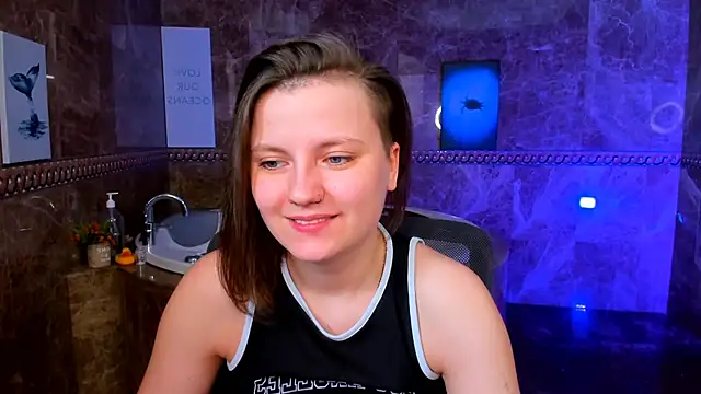 melindatin - MelindaTin's free webcam - UK Sex Cams