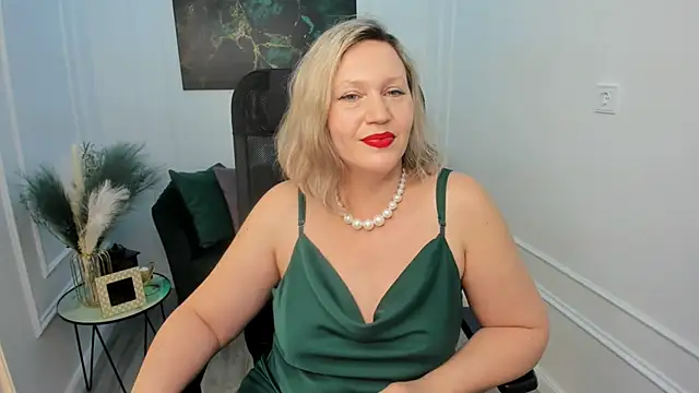 ninastarle - NinaStarle's free webcam - UK Sex Cams