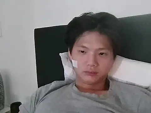 sweetiepuppy421 - Sweetiepuppy421's free webcam - UK Sex Cams