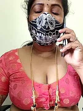 gaurika18 live sex cam