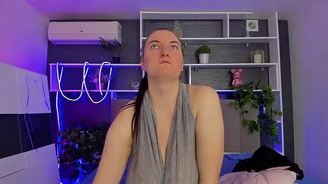 stephierousee - StephieRousee's free webcam - UK Sex Cams