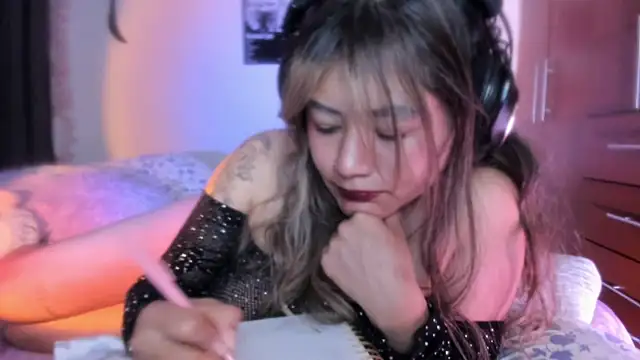 stephanifox - StephaniFox's free webcam - UK Sex Cams