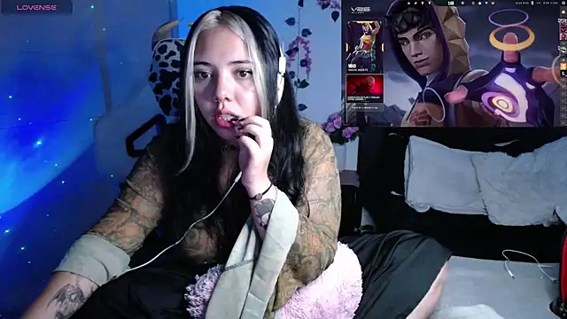 Paulette_Blanche webcam