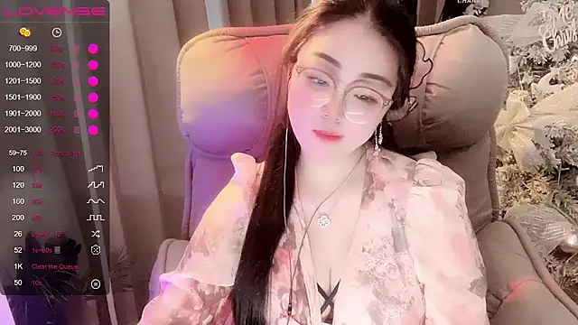 Monica-666888- webcam