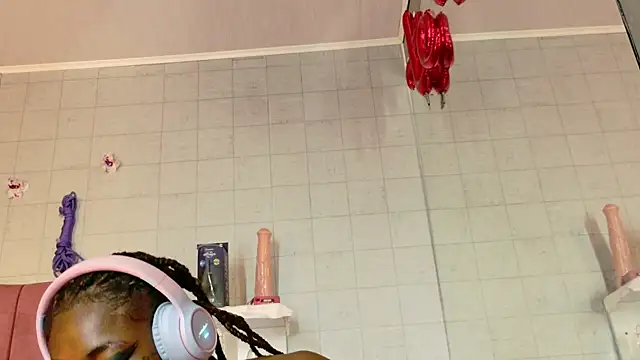 daniamarcell - DaniaMarcell's free webcam - UK Sex Cams