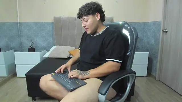 DAMON_SALVATTORE webcam