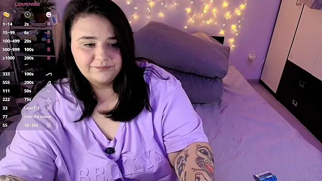 naughtykiss - Naughtykiss's free webcam - UK Sex Cams