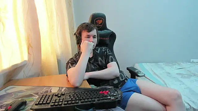 iliaskrislove webcam